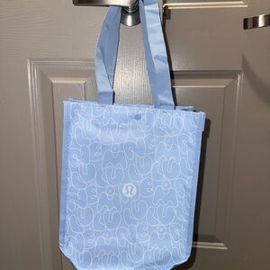 Lululemon Athletica Light Blue Patterned Tote